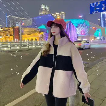Vinteren koreanske 2020 ny løs alder reduktion mode stå krave med imiteret lam uld jakke med lange ærmer